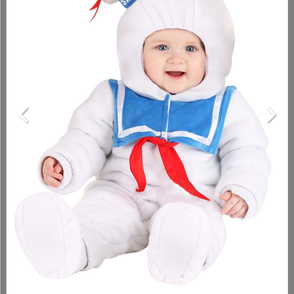 Stay puft costume. Worn for 20mins for pictures only.  Perfect condition